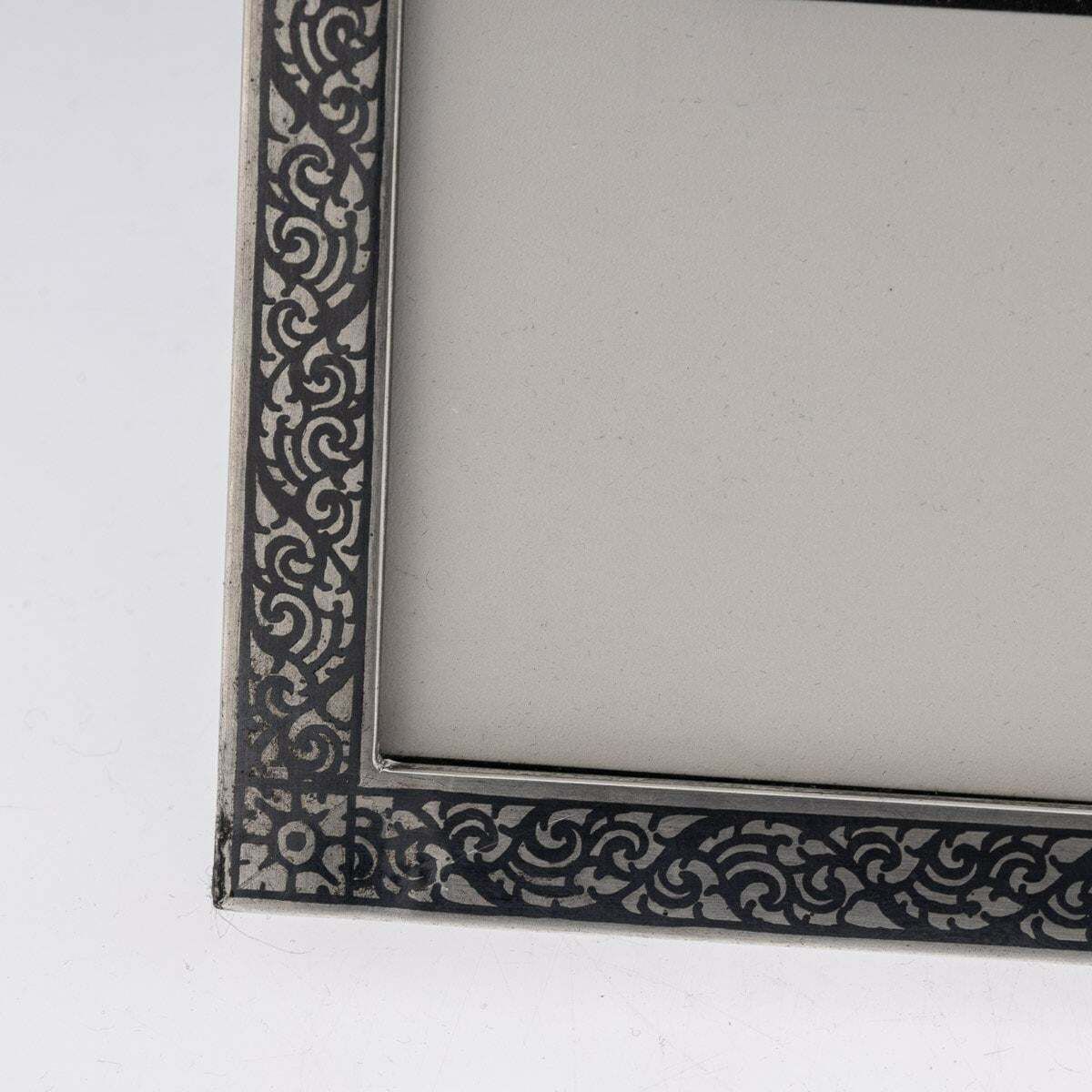photo vinterior 20th Century Thailand Solid Silver & Niello Photo Frame, Bangkok, C.1957