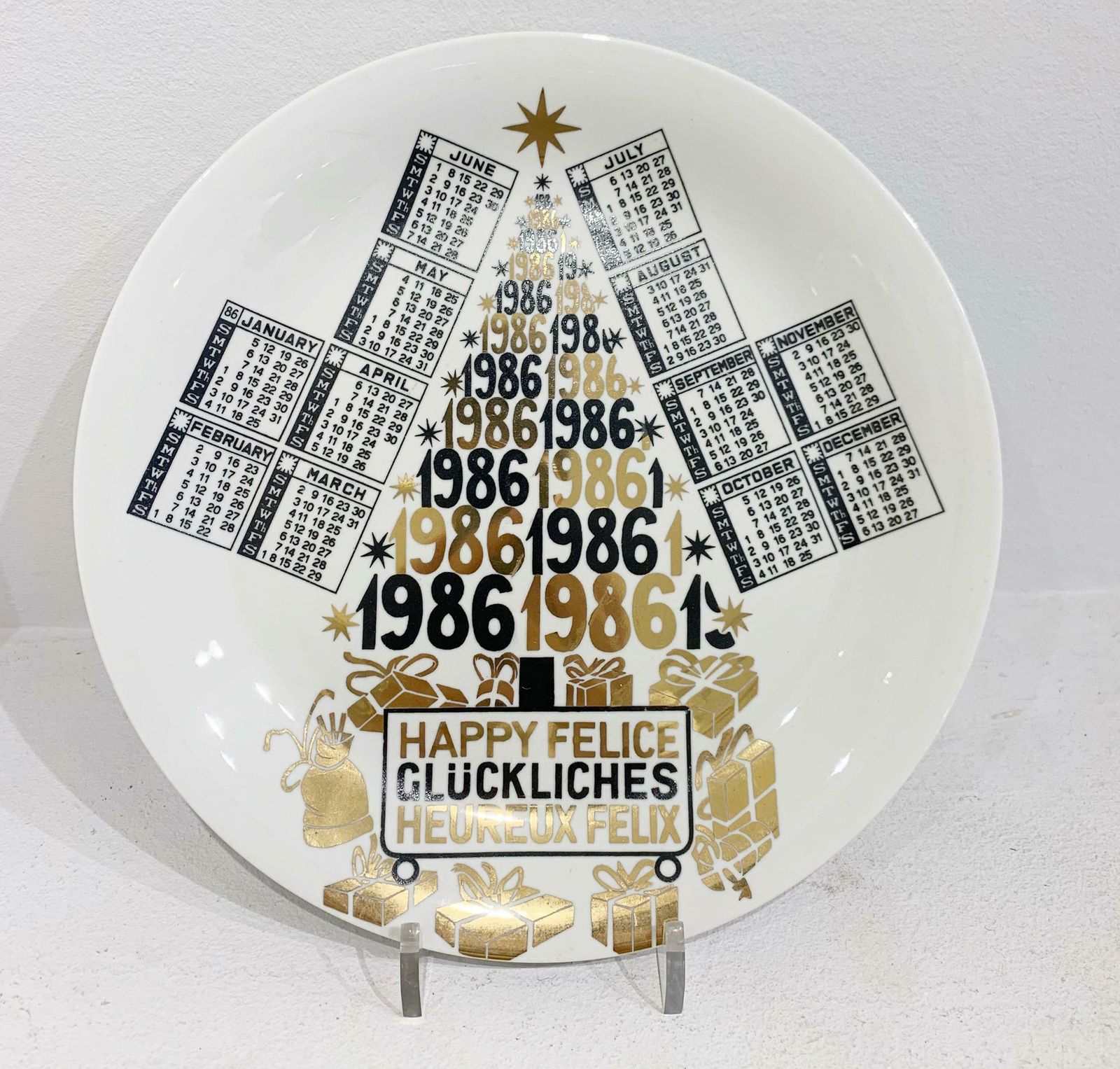 Piero Fornasetti Calendar Porcelain Plate For The Year 1986 photo for sale