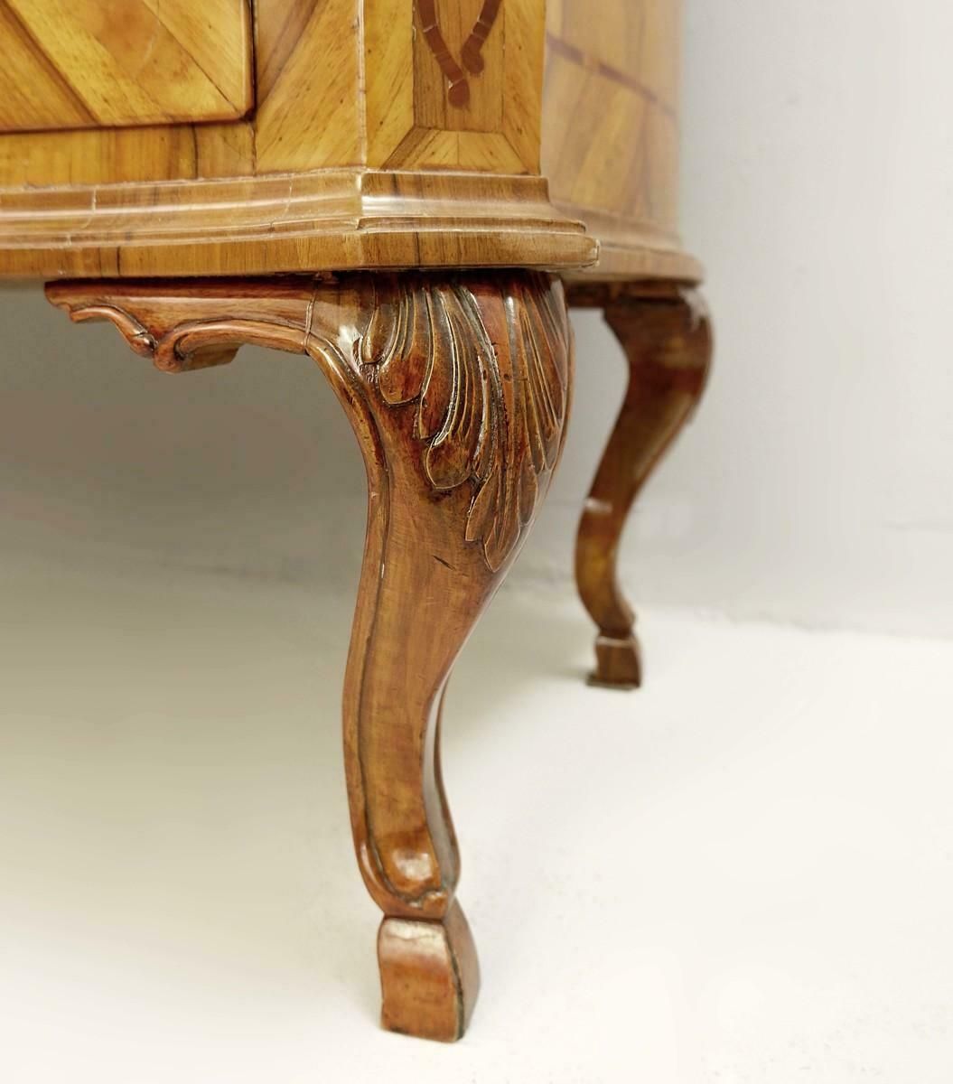 18th Century German Chest Of Drawers In Walnut photo vinterior