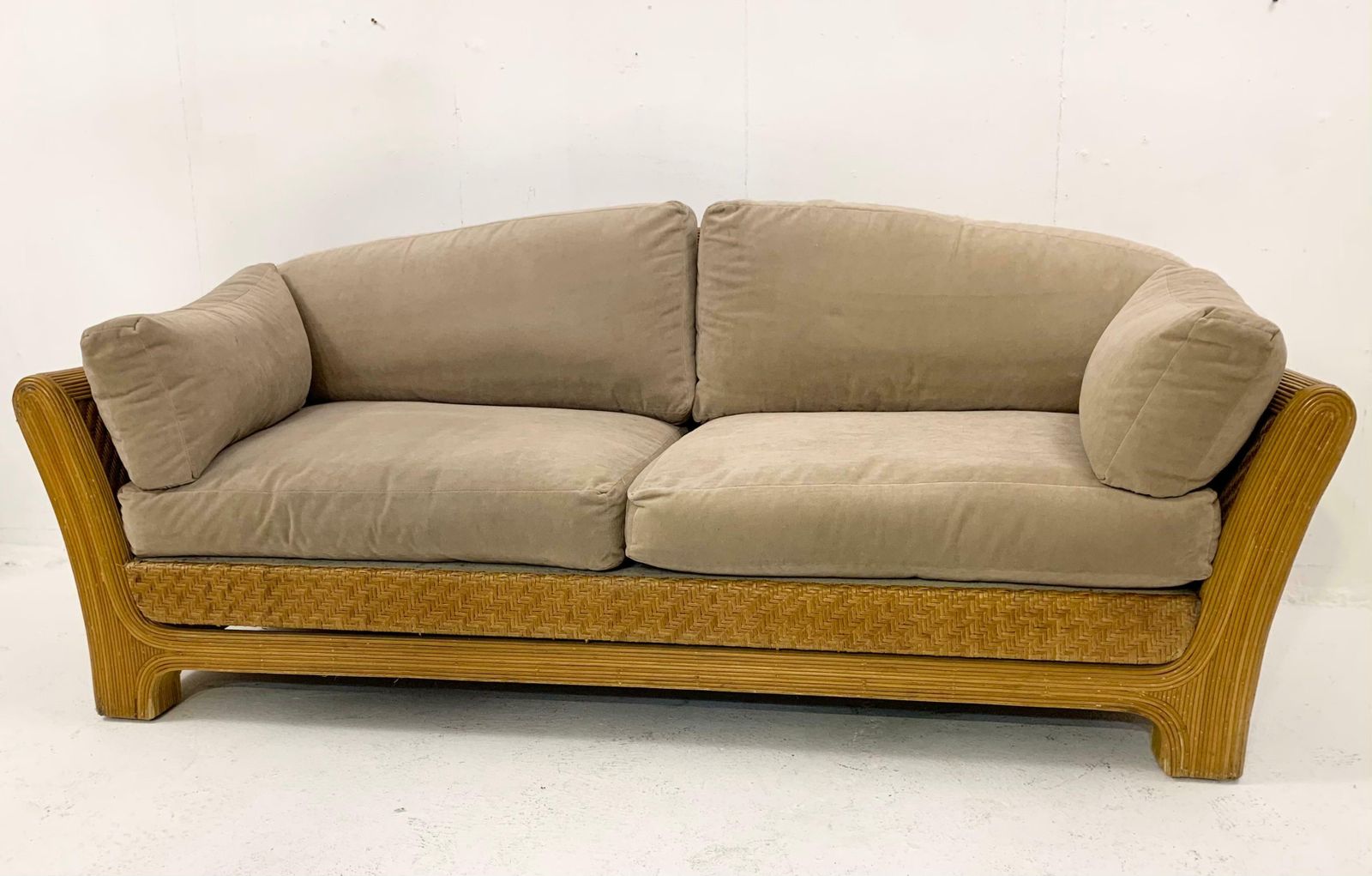Mid Century Rattan Sofa 1960s, Vintage photo Furniture