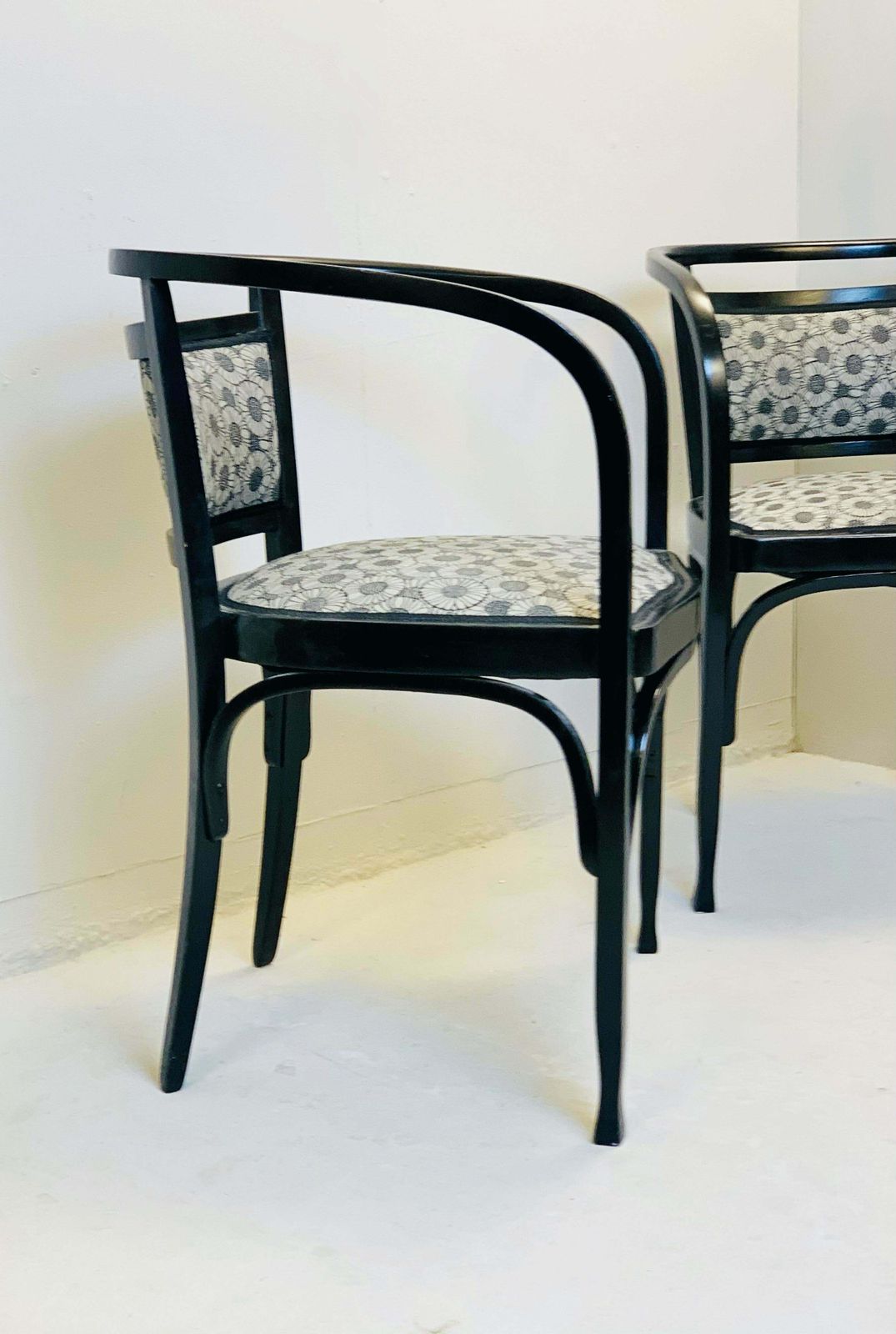 Pair Of Armchairs By Otto Wagner photo for sale