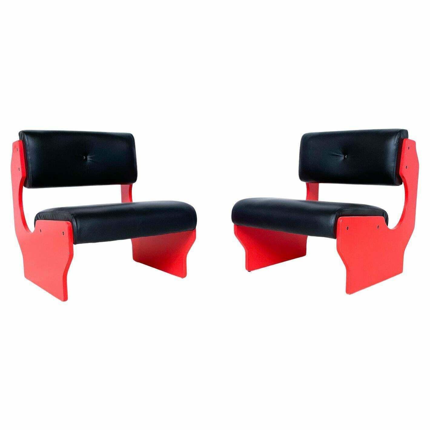 Mid Century Modern Pair Of Italian Armchairs