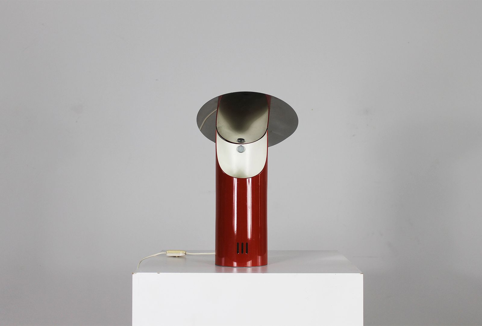 Table Lamp In Red Lacquered Stainless Steel By Studio Set 1970s Italy