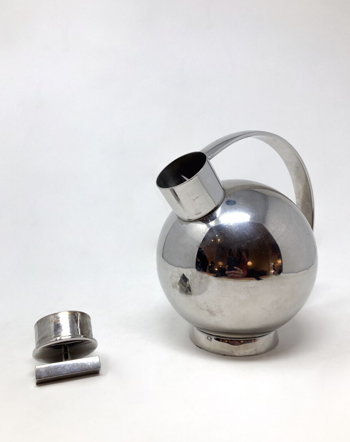 Mid Century Modern Cocktail Shaker By Marianne Brandt For Alessi, Italy photo vintage