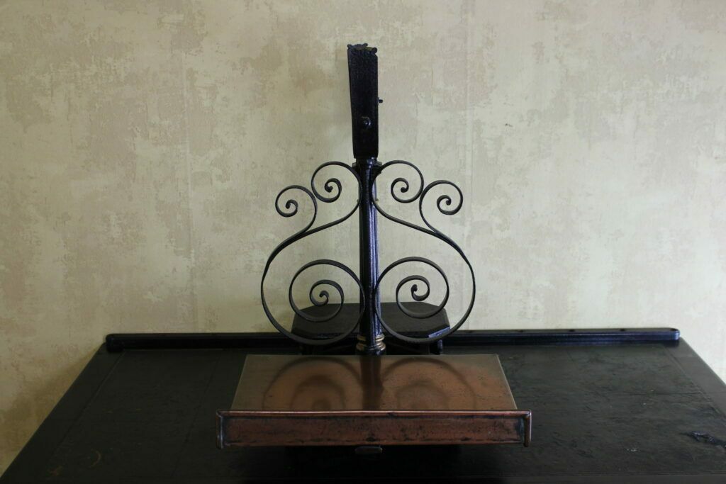 Smart Victorian Butchers Shop Counter Scales With Copper Tray By Day And Millward photo vinterior