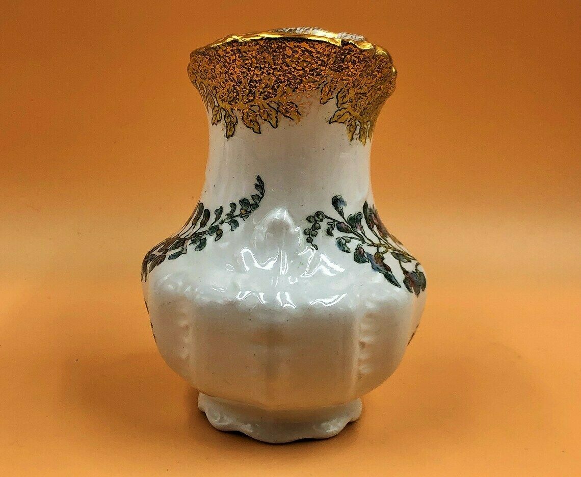 Antique Royal Doulton China Somerset Design Vase. C1891 1902. photo Home Decor