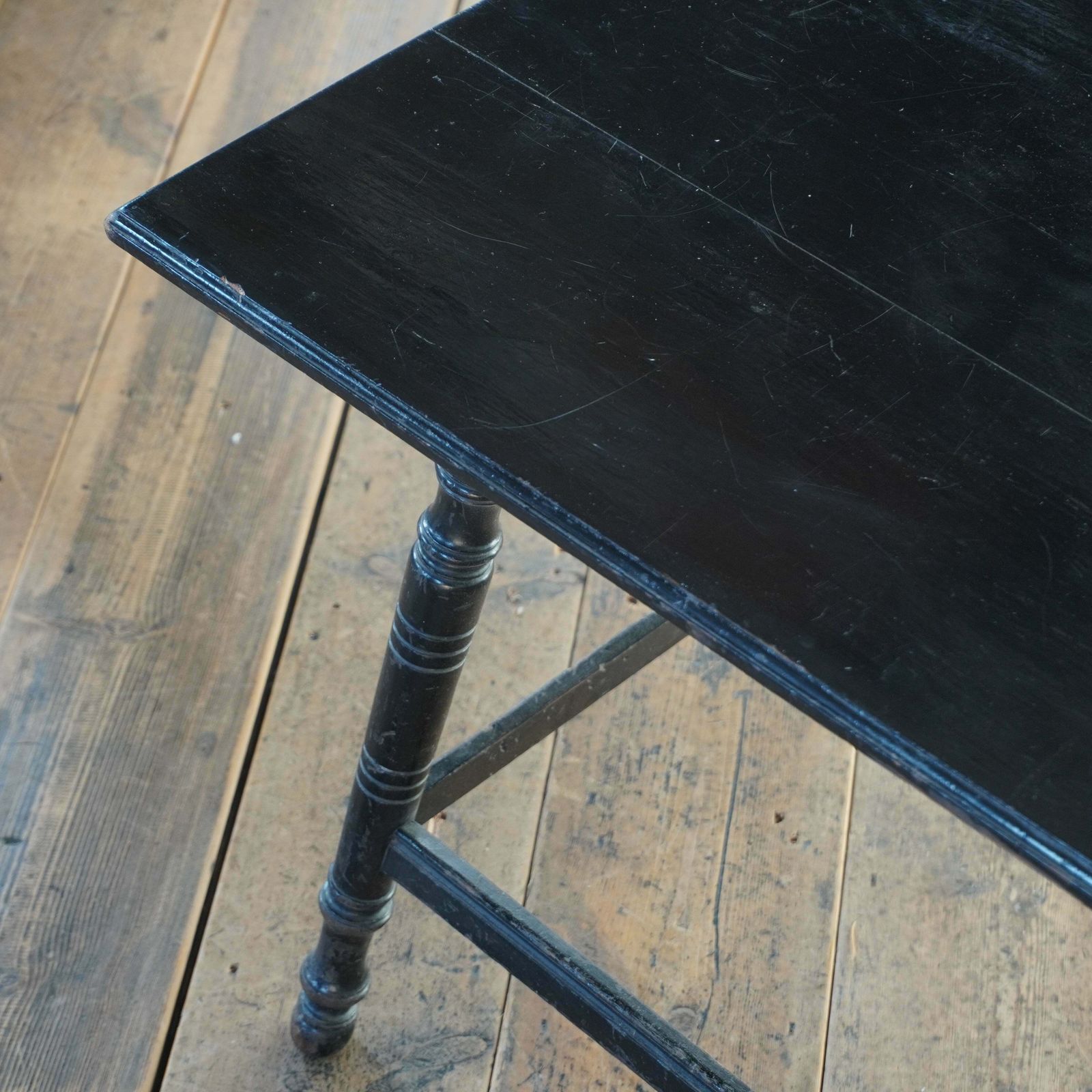915.0 Ebonised Side Table By Hindley And Sons. photo