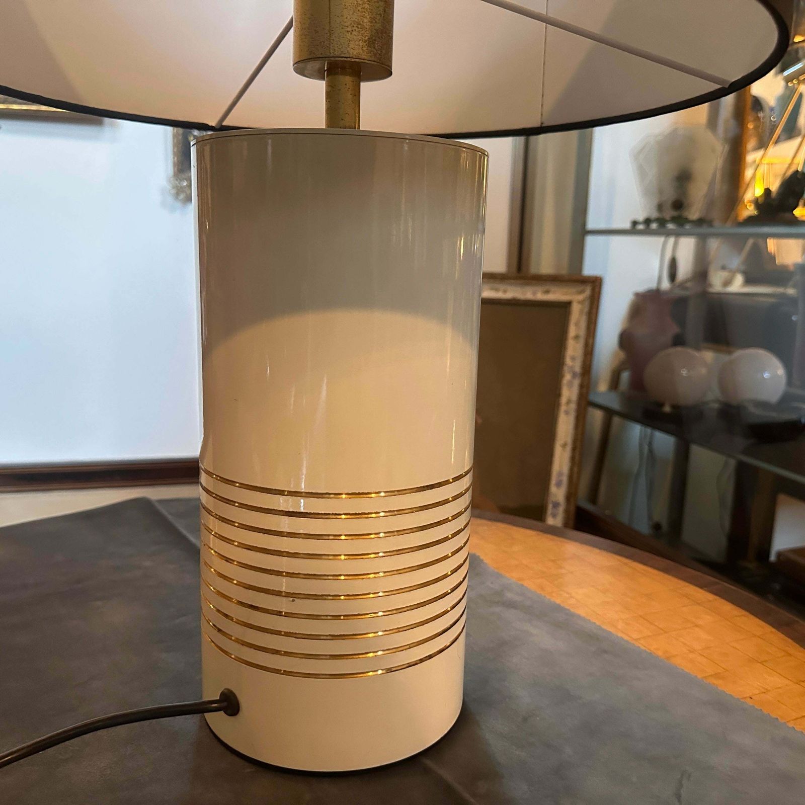 1970s High Quality Mid Century Ivory And Gold Painted Metal Italian Table Lamp £712.41 photo Lighting