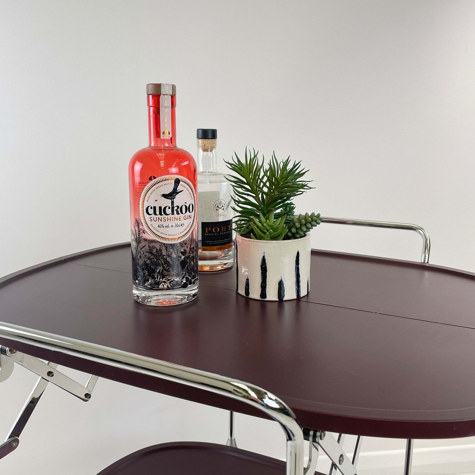Kartell Gastone Trolley In Aubergine photo for sale