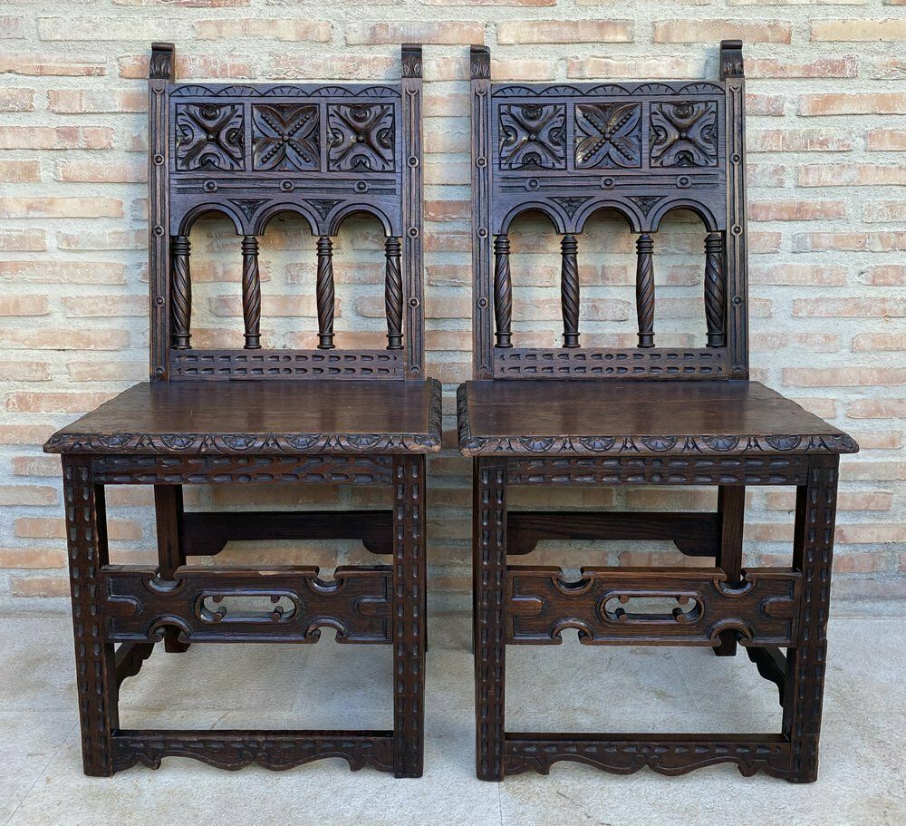 Early 20th Century Spanish Carved Chairs With Wood Seat, 1890s, Set Of 2