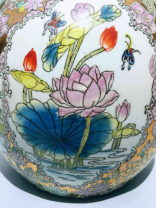 photo for sale Chinese 'Mille Fleur' Large Vase/Jar With People And Lotus Four Panels Pattern