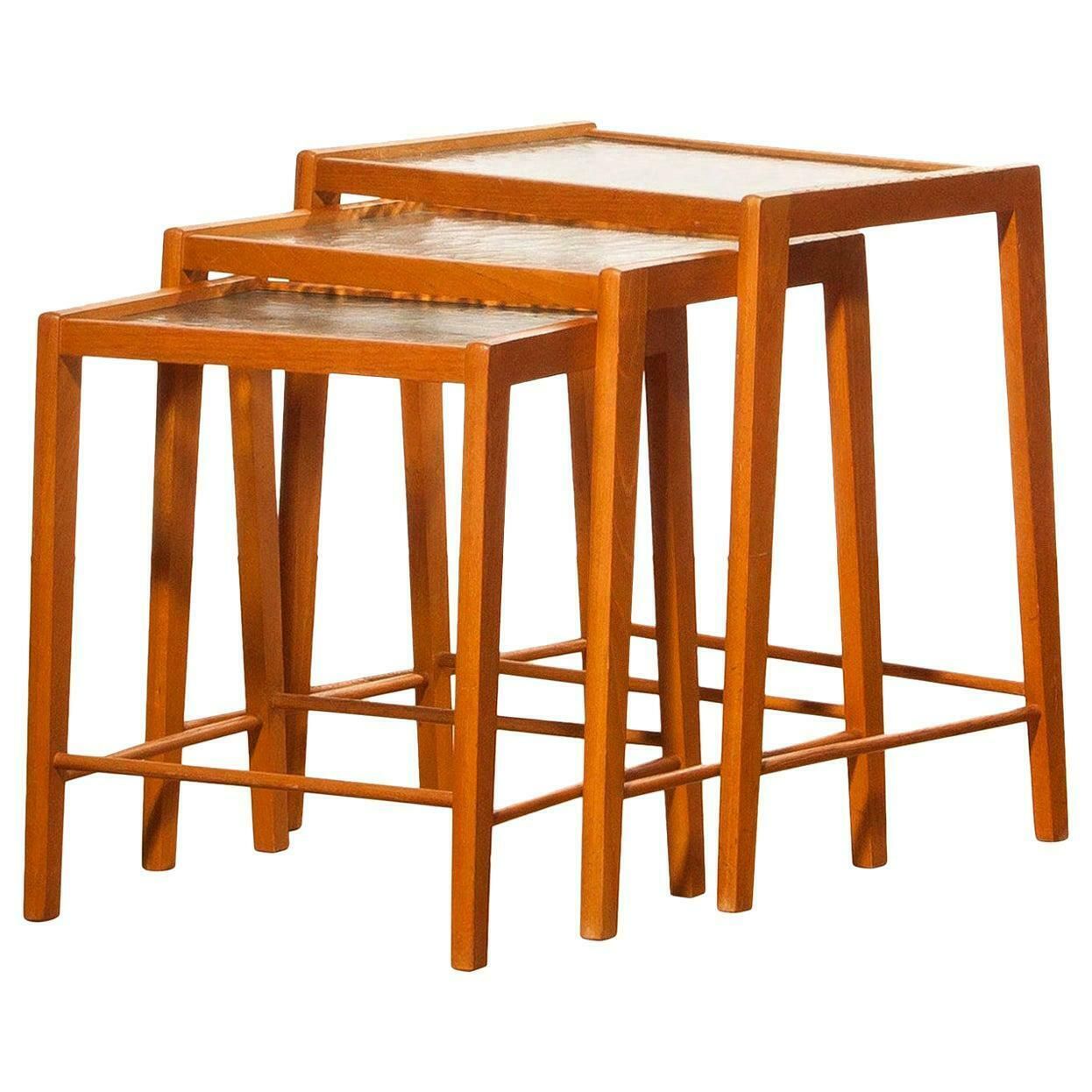 2489.0 Set Of 3 Interlocking Brass And Glass Coffee Tables 1960s photo