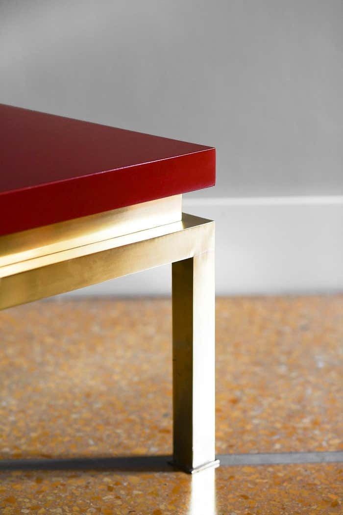 China Red Lacquered Coffee Table With Brass Structure Tommaso Barbi Italy 1980 photo vinterior