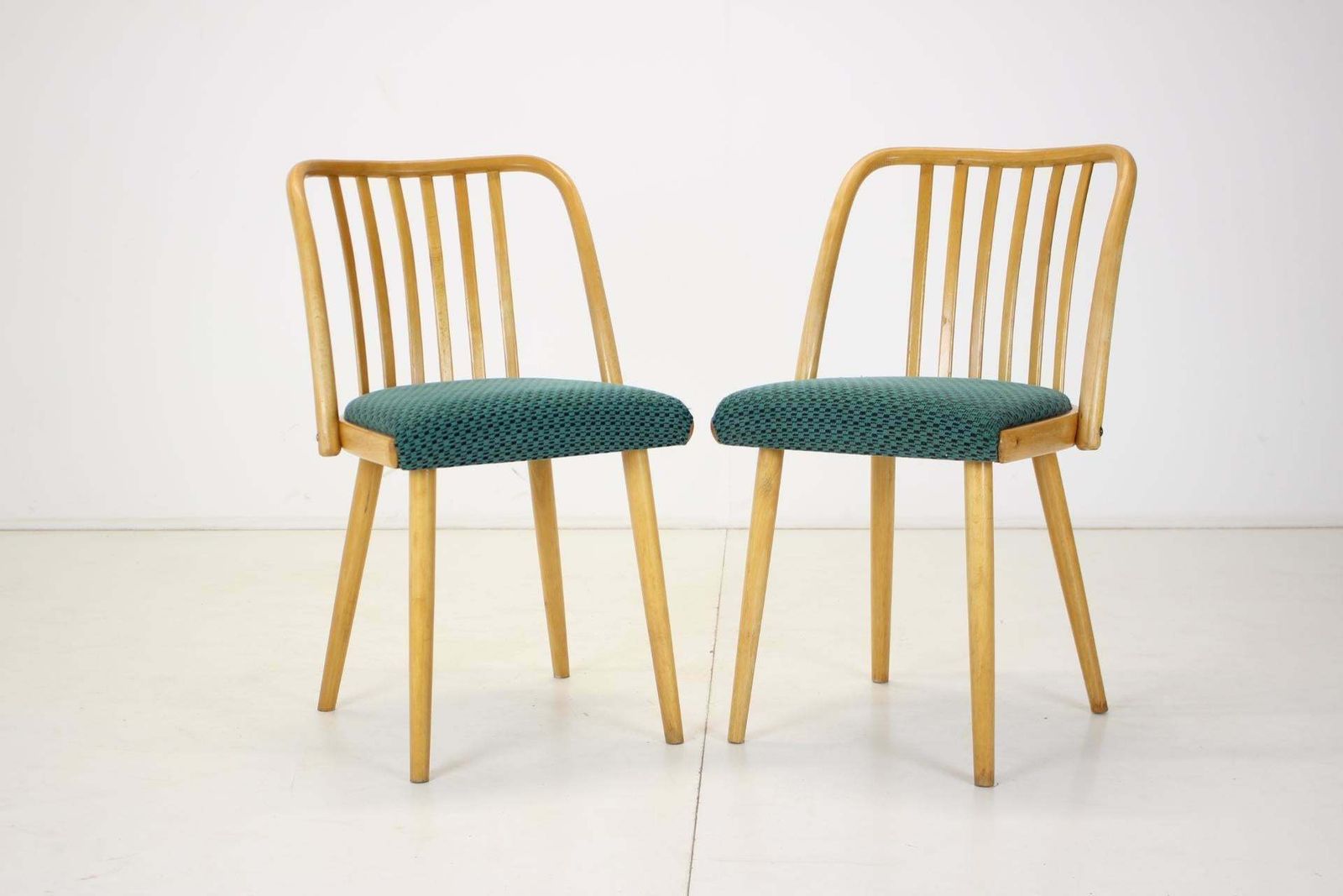 1960s Antonin Suman Set Of Six Dining Chairs Czechoslovakia photo vinterior