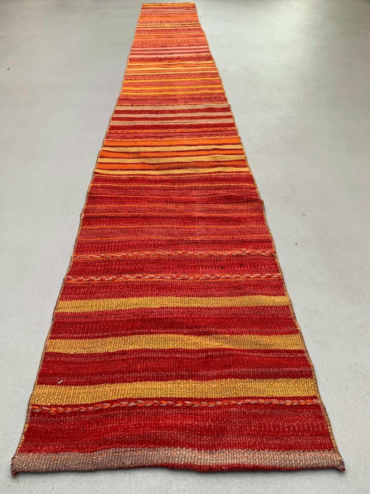 Old Turkish Narrow Kilim Runner 405x49 Cm Shabby Chic, Vintage Kelim photo furniture