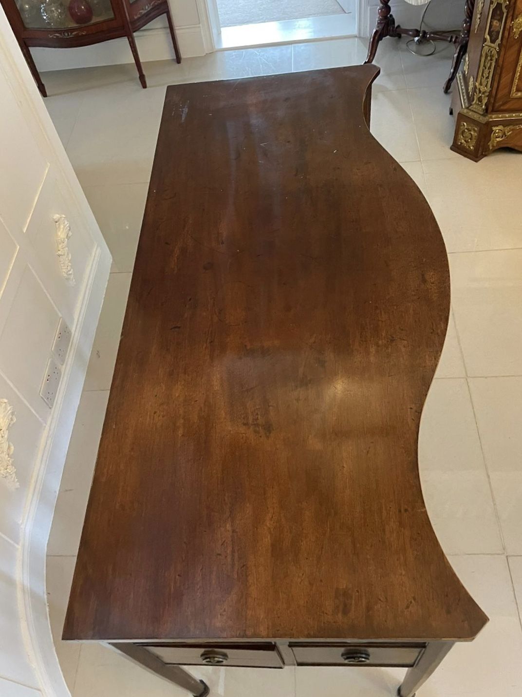 Unusual Antique George III Quality Mahogany Serpentine Shaped Sideboard photo for sale