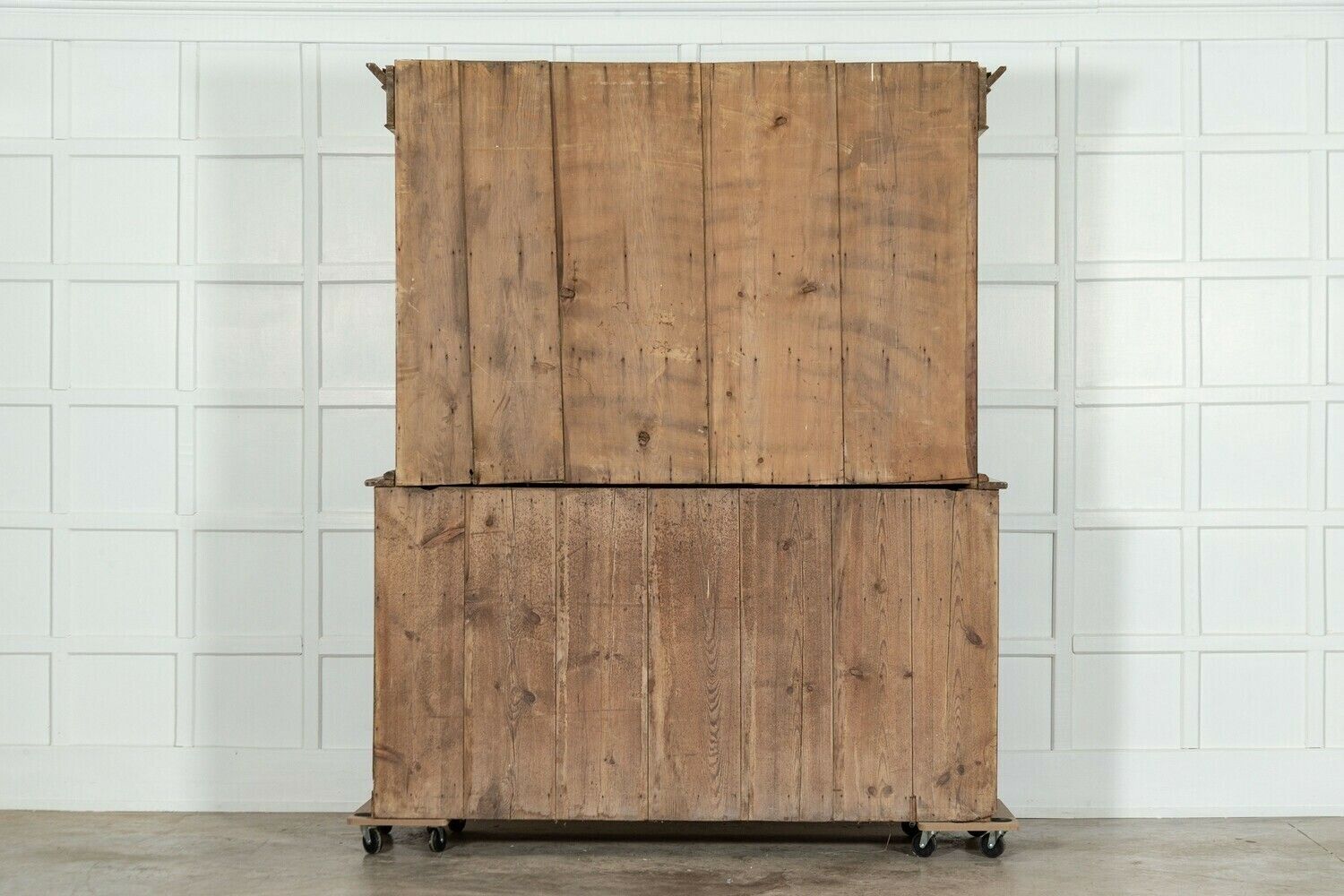 photo buy Large 19thc English Pine Dresser