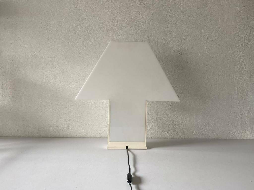 White Plexiglass Table Lamp By Mario Barbaglia & Marco Colombo For Paf Studio, 1980s, Italy photo for sale