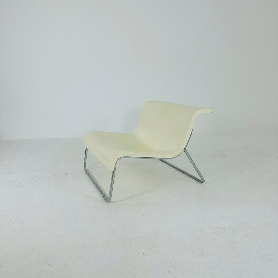 White Form Lounge Chair By Piero Lissoni For Kartell Italy 1990s