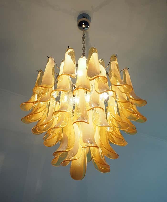 photo vintage Italian Caramello Petal Chandelier, Murano