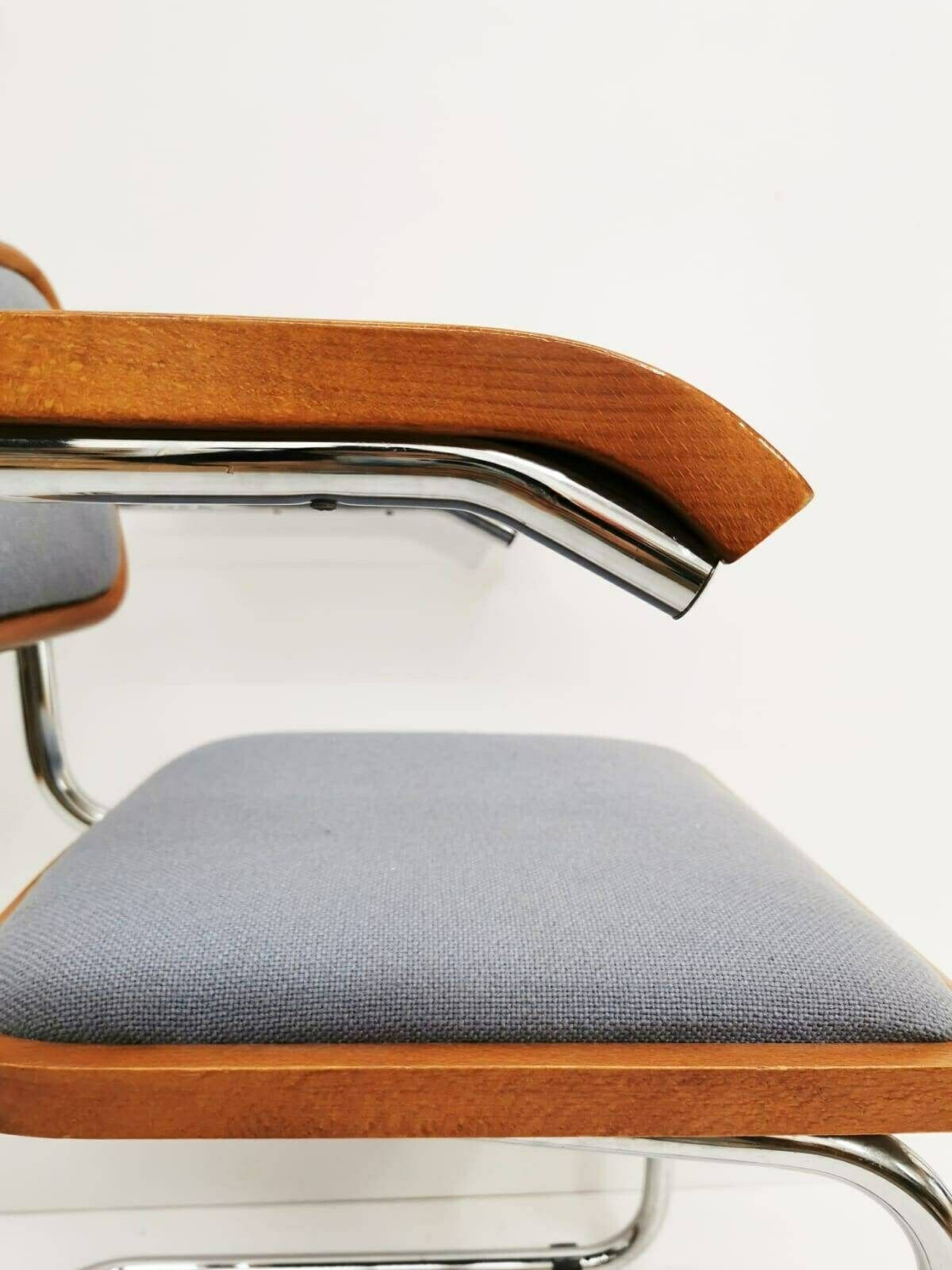 Marcel Breuer B32 Upholstered Cesca Armchair, Bauhaus Design By Bene photo buy