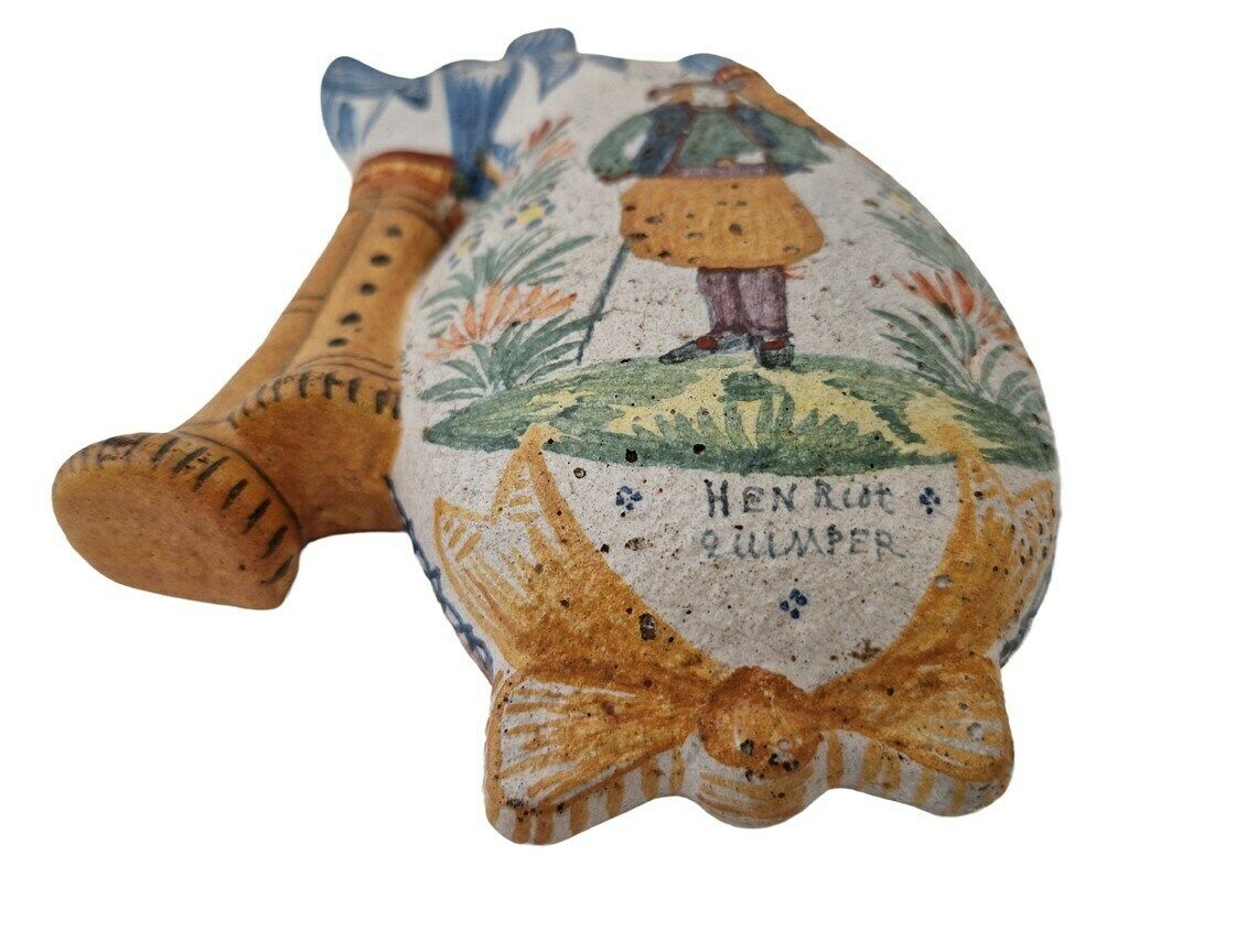 Henriot Quimper Faience Wall Pocket Bagpipe Vase, Hand Painted French Pottery Breton Souvenir photo 131.0