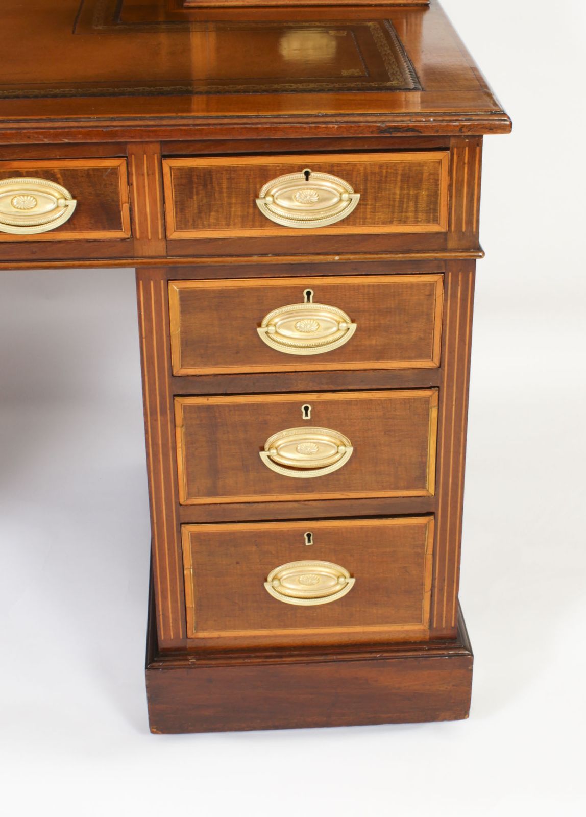 2900.0 Victorian Inlaid Mahogany Desk  19th C photo