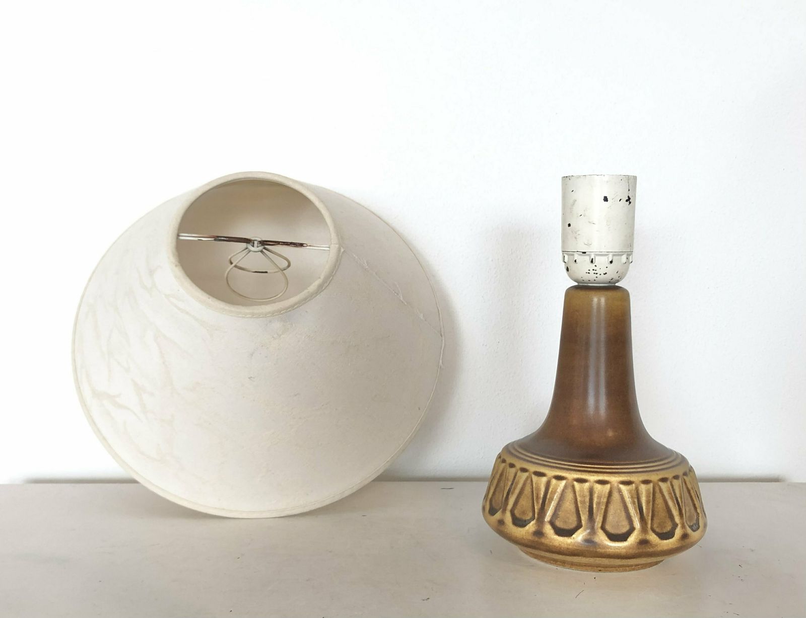 Beautiful Danish Stoneware Mid Century Table Lamp In Brown Glaze With Pattern And A Pleated Vintage Fabric Shade photo vinterior