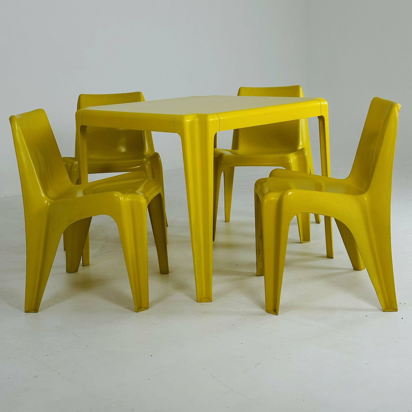 Yellow Set Of 4 Chairs & Table Space Age Bofinger Ba1171 Chair By Helmut Bätzner, 1970s photo vinterior