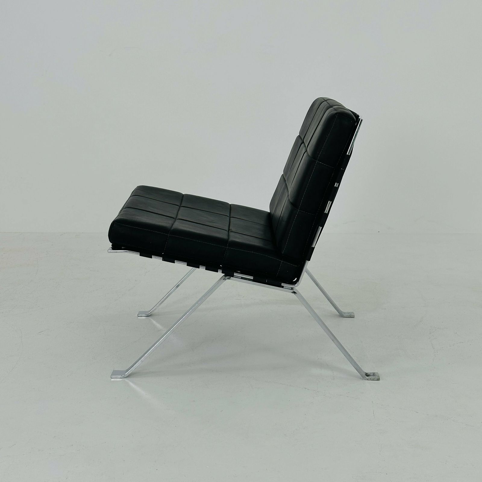 Mid Century Leather Lounge Euro Chair By Hans Eichenberger For Girsberger   1960s Switzerland photo furniture