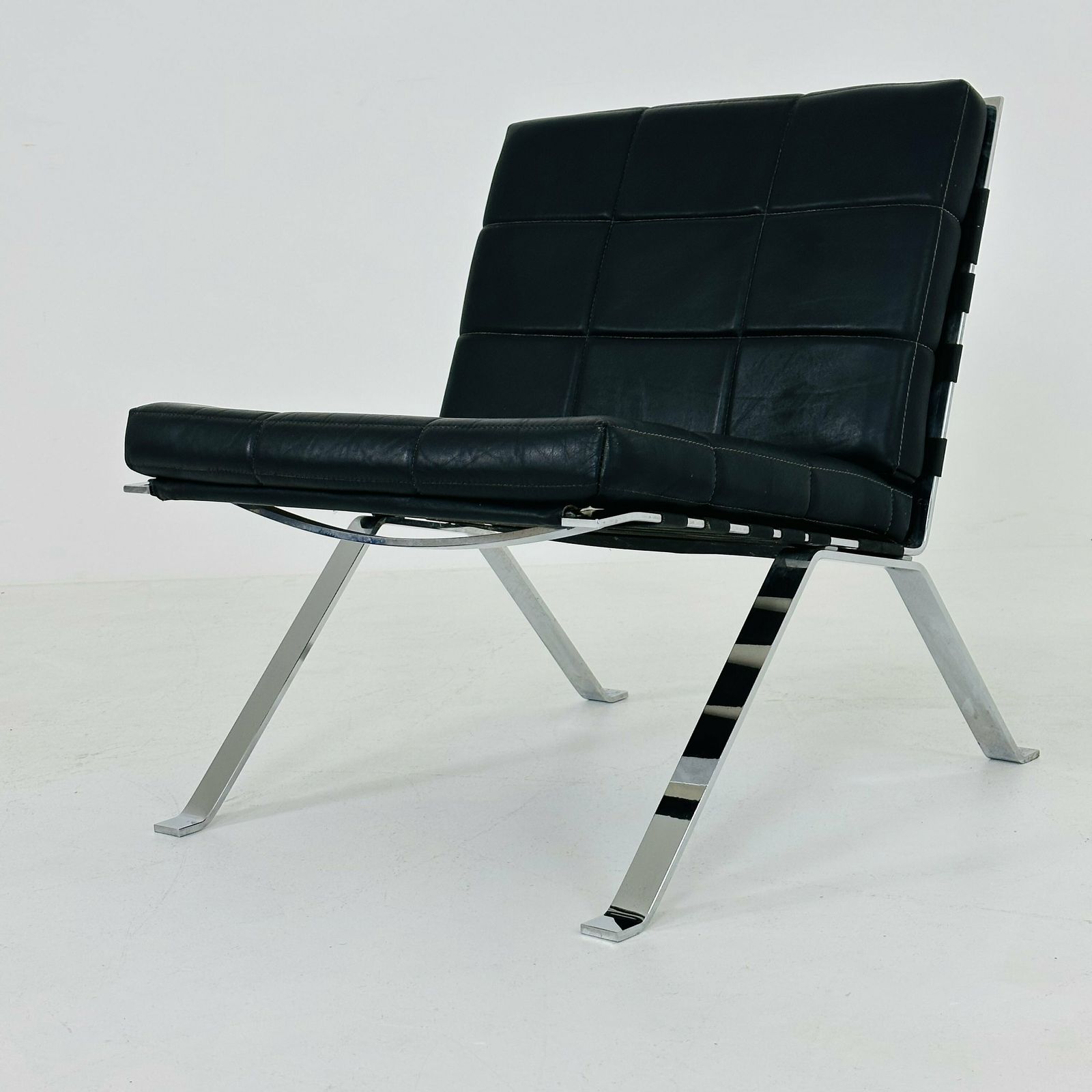 Mid Century Leather Lounge Euro Chair By Hans Eichenberger For Girsberger   1960s Switzerland photo buy