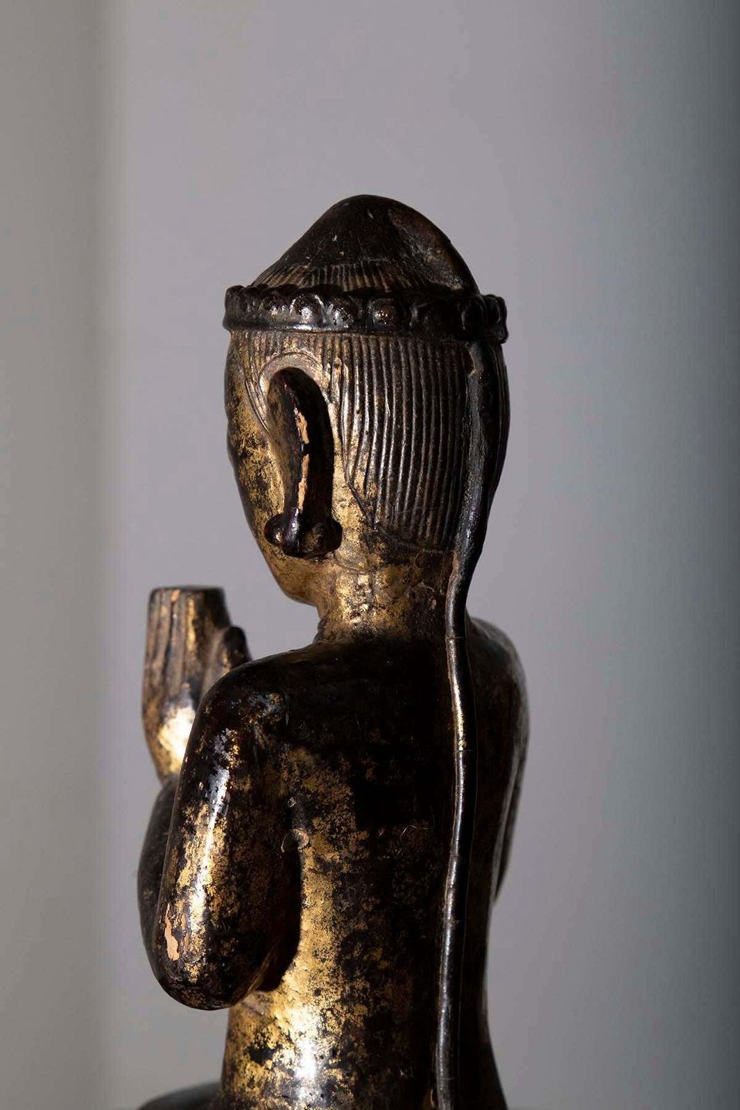 Lacquered Wooden Sculpture Depicting Burma Praying, Early 19th Century photo Art