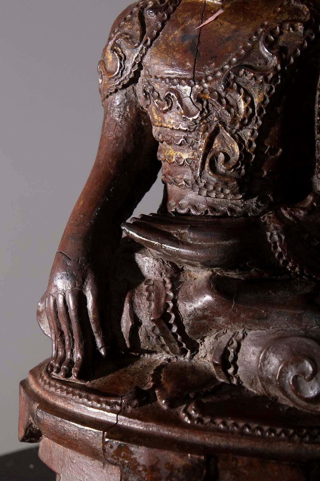 Large Wooden Buddha Sculpture Probably Laos, 19th 20th Century photo vinterior