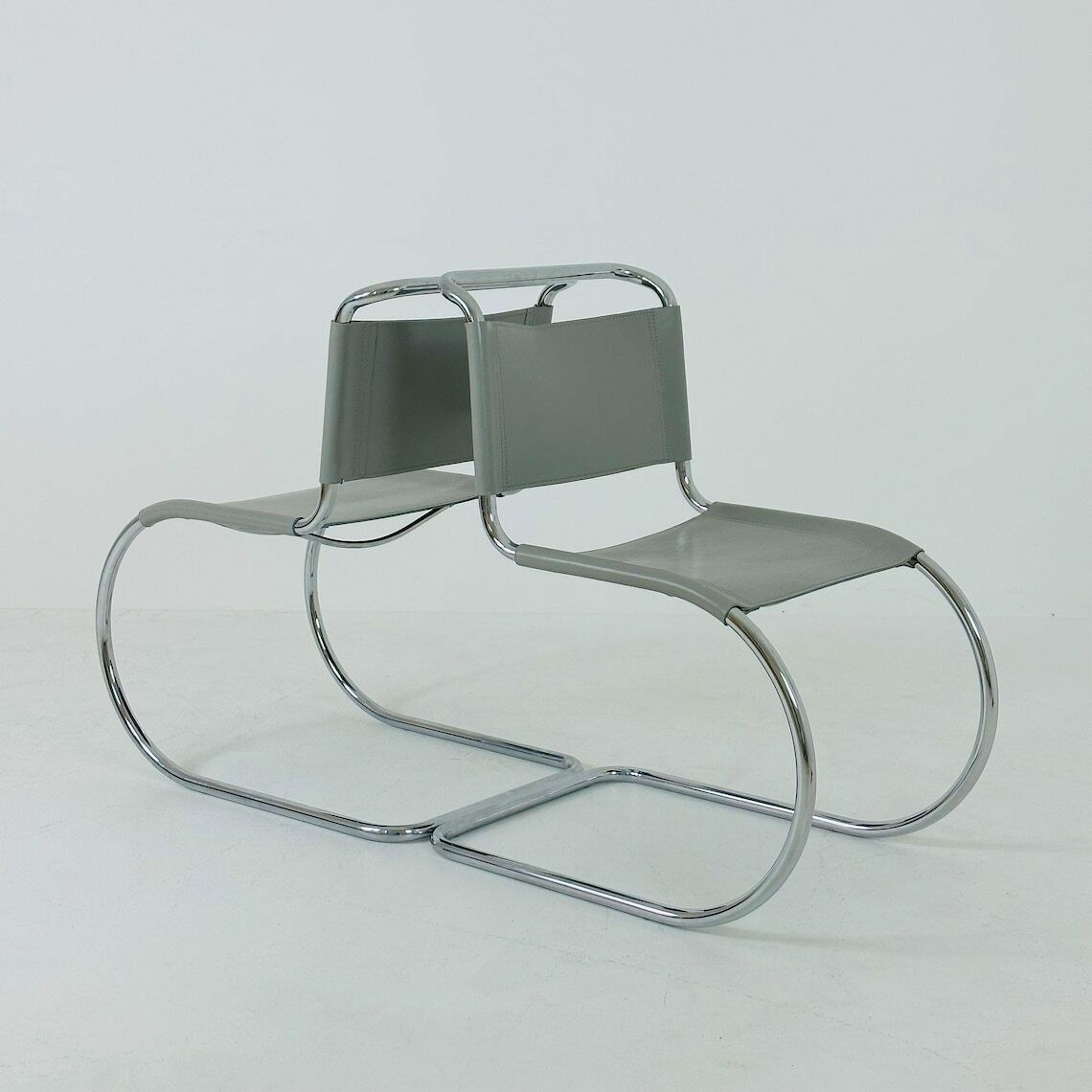 1 Of 2 Mr10 Lounge Grey Leather Chair Design By Ludwig Mies Van Der Rohe  1980s photo buy