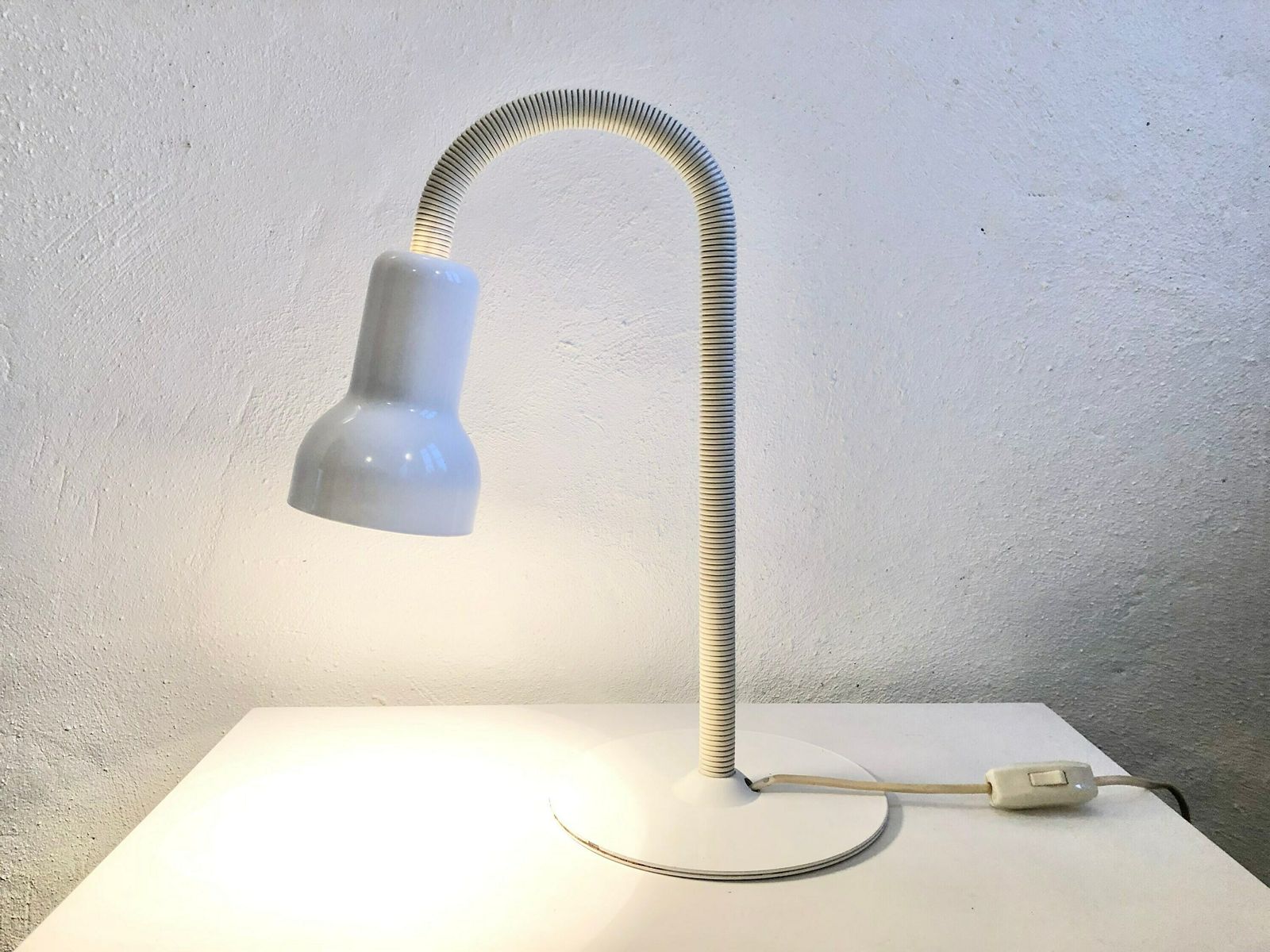 Danish Minimalist Vintage Table Lamp With Flexible Neck In White Metal And Plastic
