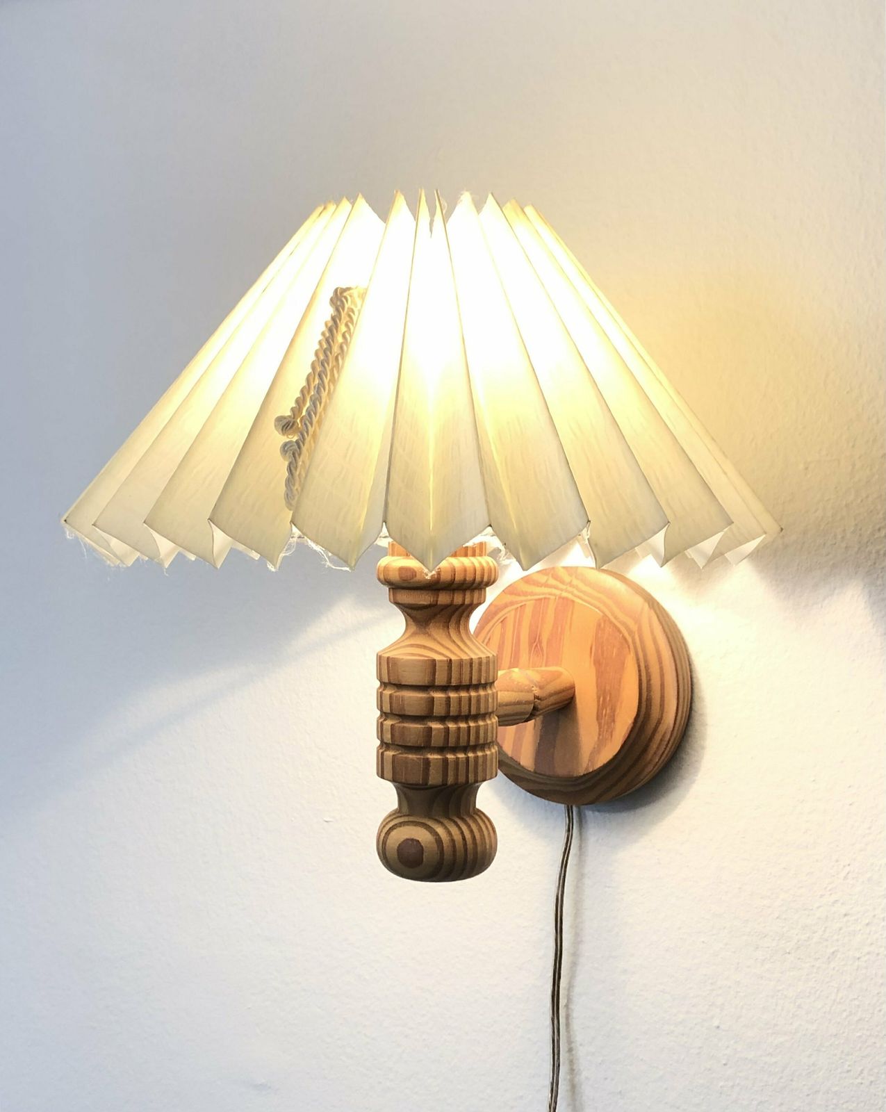 Beautiful Mid Century Danish Wooden Wall Lamp With Carvings And Vintage Beige Fabric Shade photo Lighting