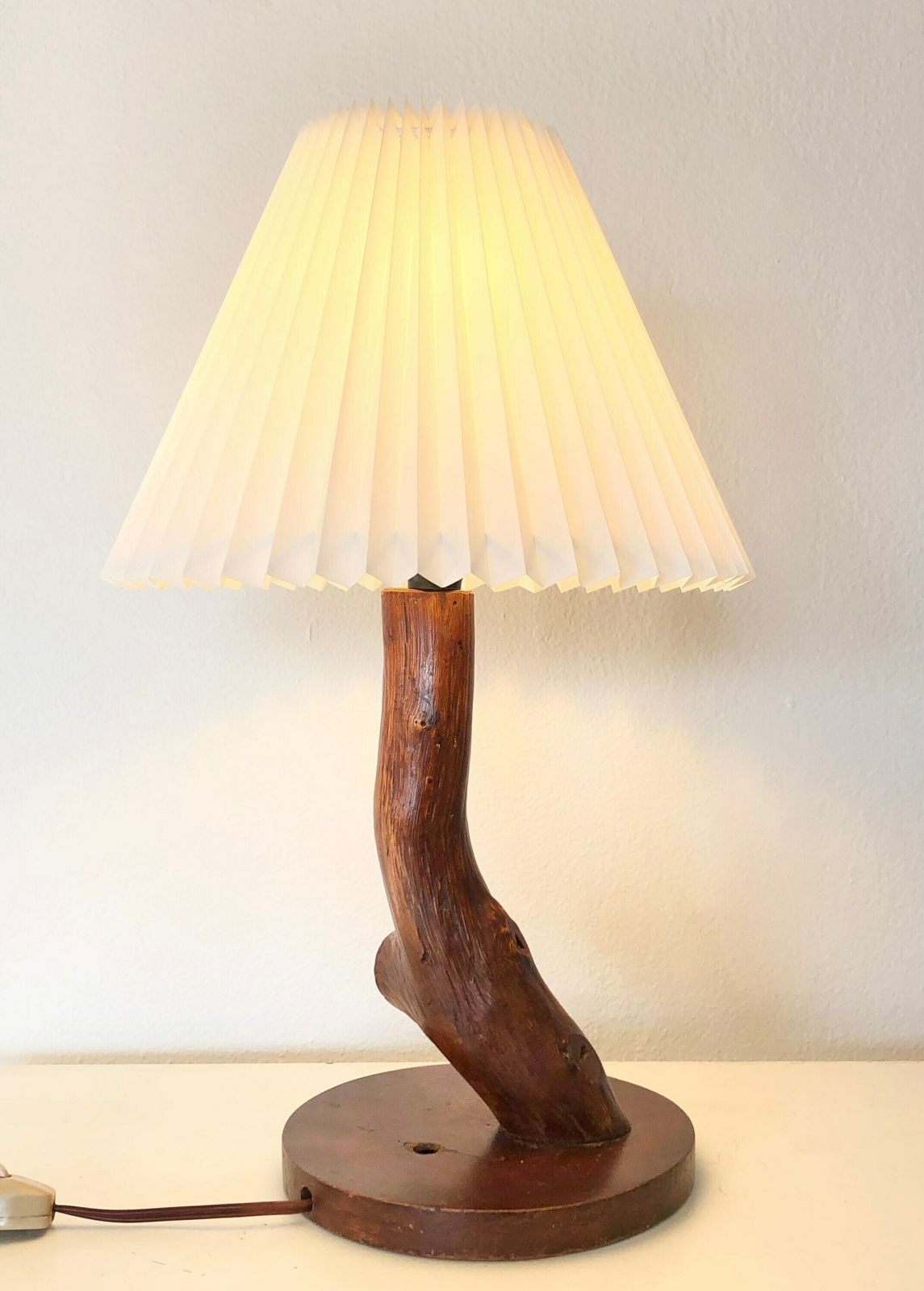 Vintage Danish Mid Century Table Lamp In Wood With Organic Assymetric Shape And White Pleated Shade photo vinterior