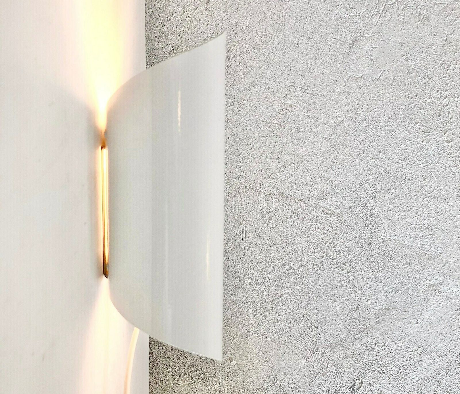 Danish Minimalist Vintage Wall Lamp In White Tubular Shape With Spiked Edges   Design By Bue Light, Denmark