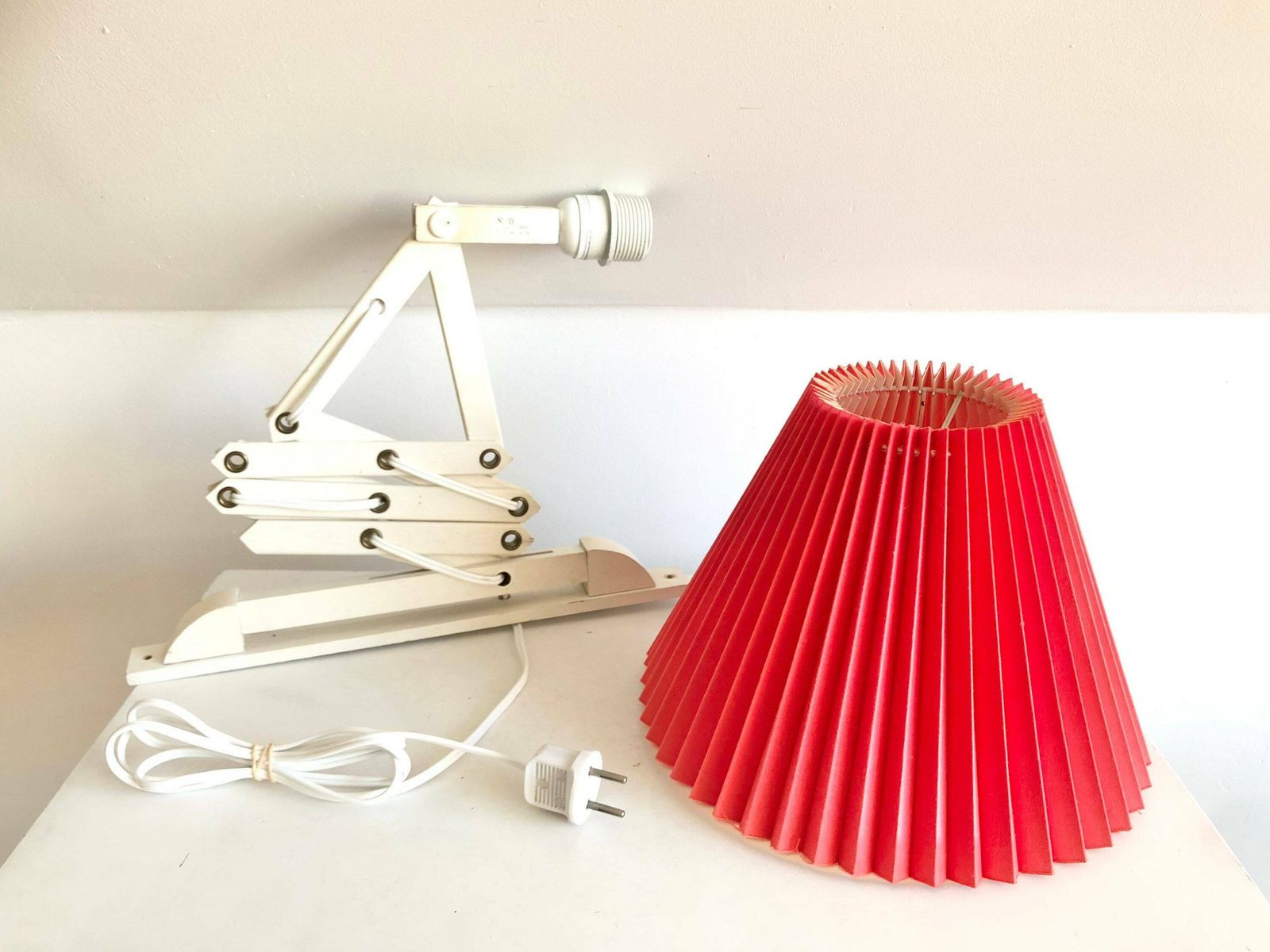Vintage Danish Original Le Klint Design “Lk 96” Mid Century Scissor Wall Lamp In White Painted Wood With Red Pleated Shade photo vinterior