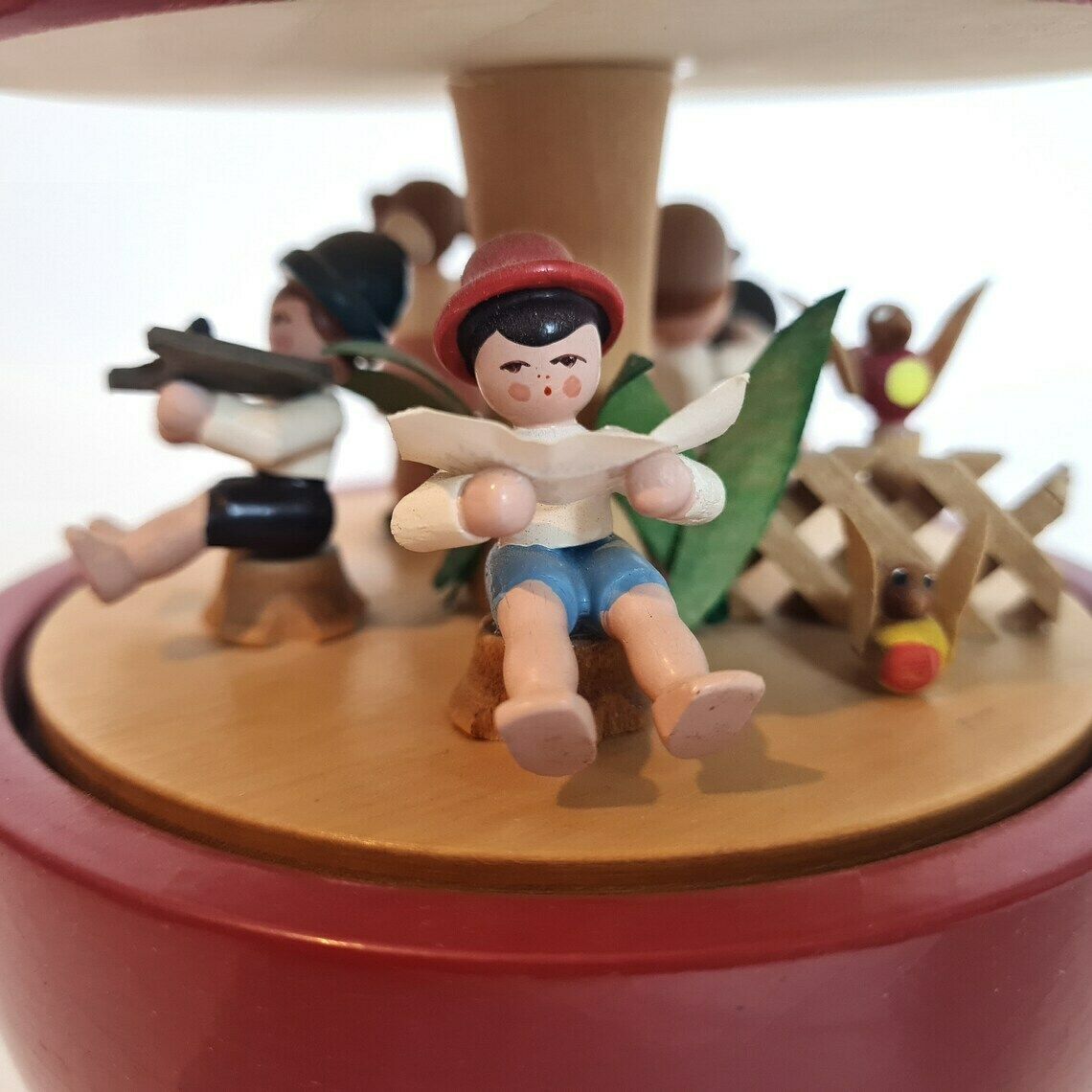 Vintage Rare Retro Erzgebirge Music Box With 2 Easter Ladybug Figurines, Miniature Ladybug Collectible Figurines photo vintage