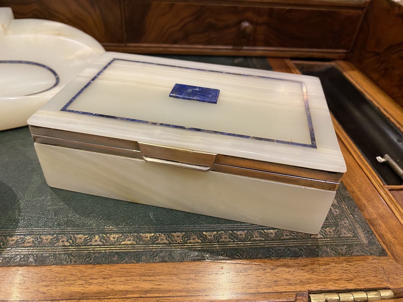 Art Deco Onyx, Lapis & Silver Desk Set, By George Betjemann For Aspreys, London, 1921 photo vinterior