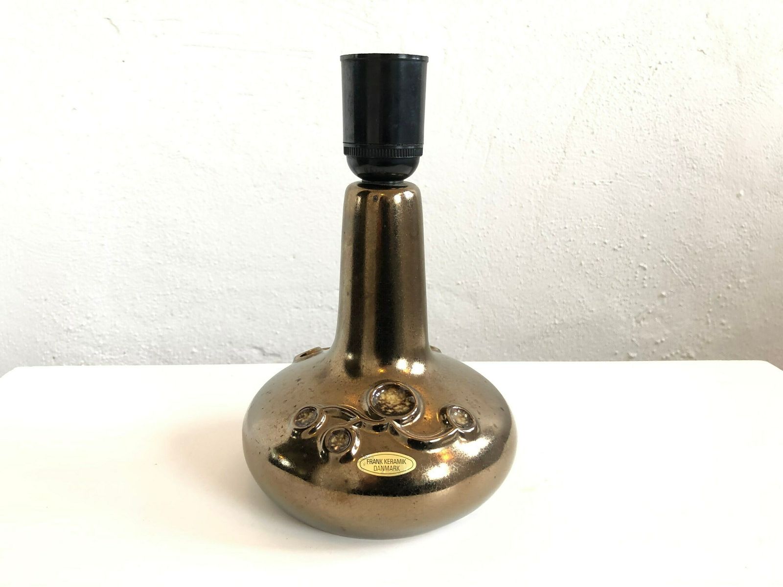 Danish Mid Century Ceramic Table Lamp In Dark Golden Glaze And Organic Pattern   Design From Frank Keramik