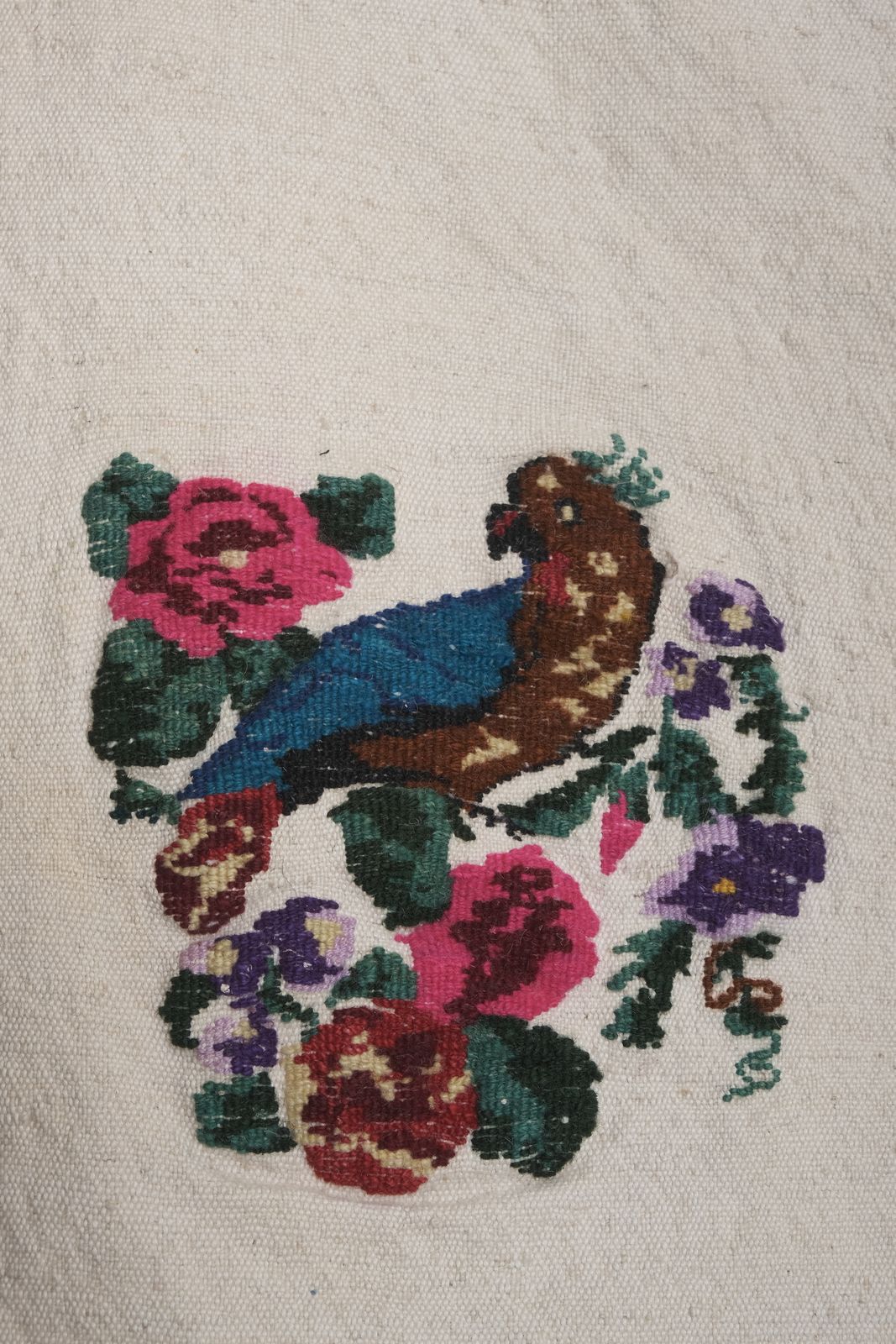 photo for sale 1960s Handwoven Needlepoint Turkish Kilim Rug 3'9'' X 4'9''