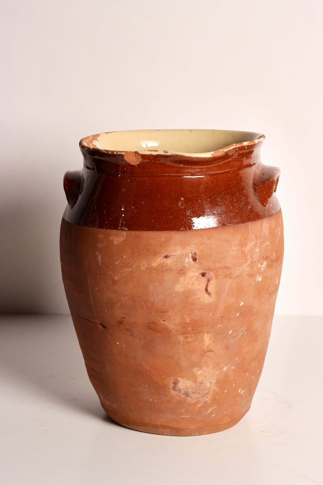 386.0 19th Century Dairy Jug In Terracotta Twin Handles From The Cotswolds England photo
