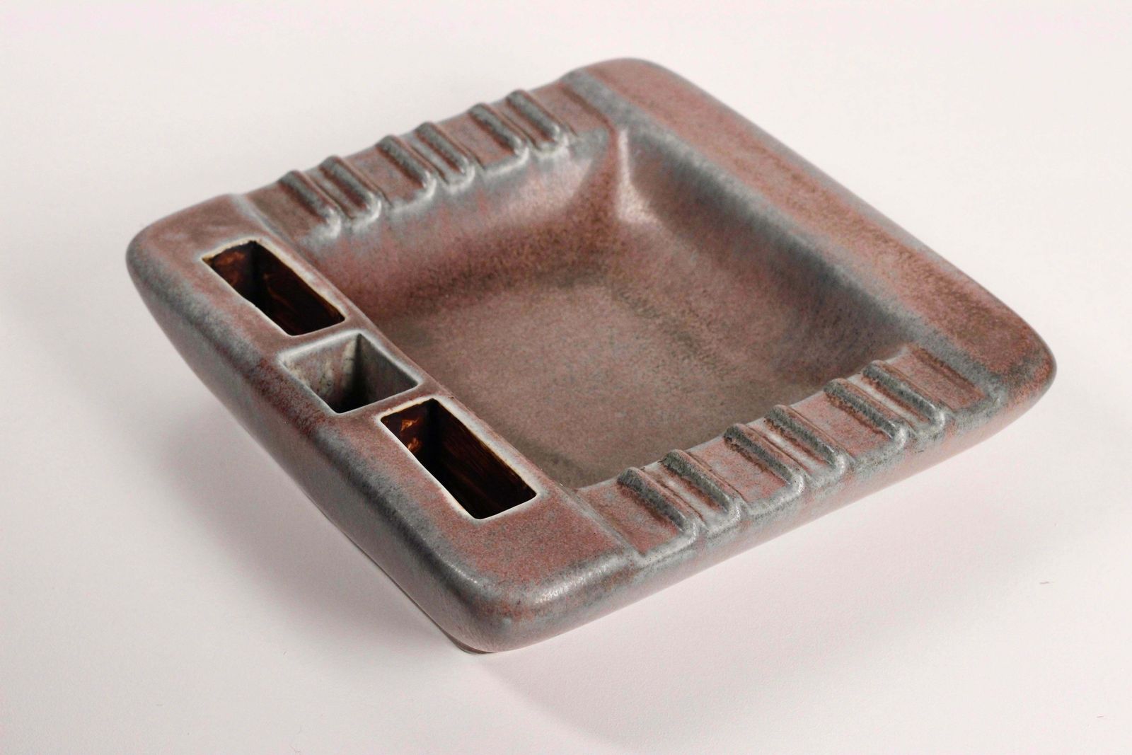Scandinavian Modern Large Ceramic Ashtray By Gunnar Nylund For Rörstrand 1950’s photo furniture