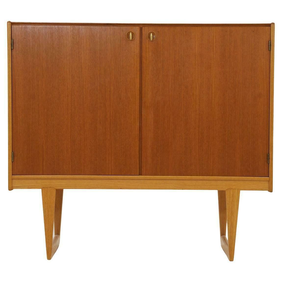 Swedish Mid Century Cabinet By Yngvar Sandström For Nk