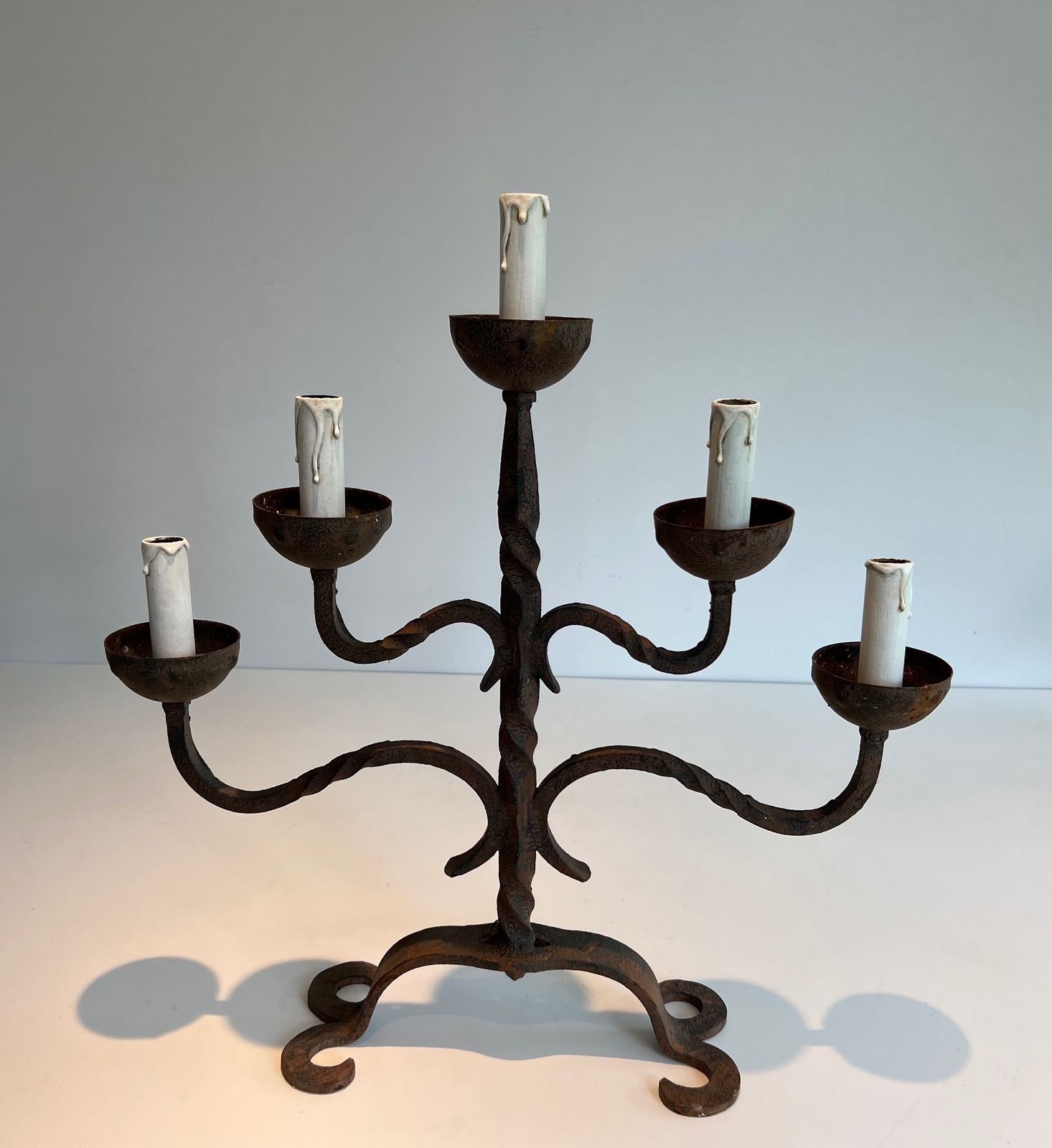 Wrought Iron Candelabra With 5 Arms Of Lights