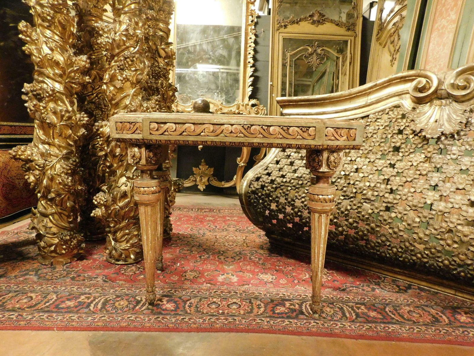Console Table In Lacquered And Gilded Wood With Floral Motifs, Alabaster Top photo 4264.0