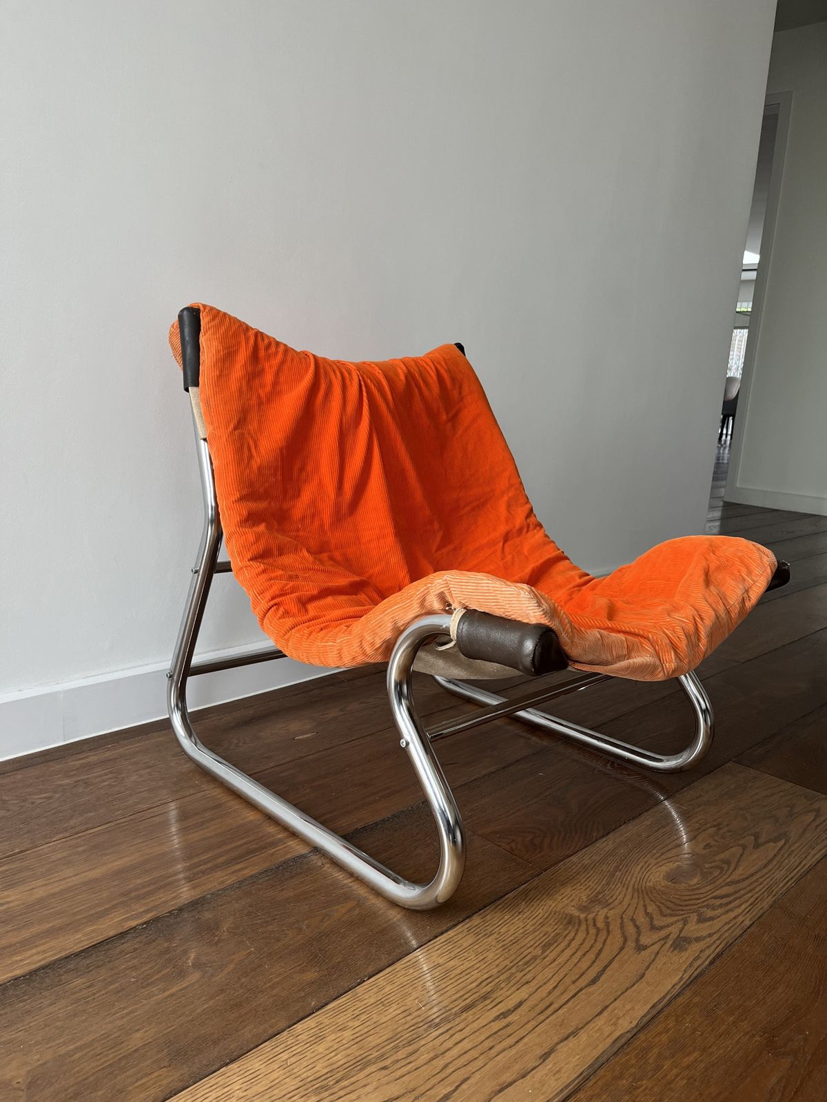 Space Age 1970’s Tubular Chrome Lounge Chair