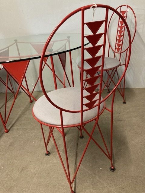 Cassina Chairs And Table From The 1980s, Designer Frank Lloyd Wright, Modern Antiques. Sign photo furniture
